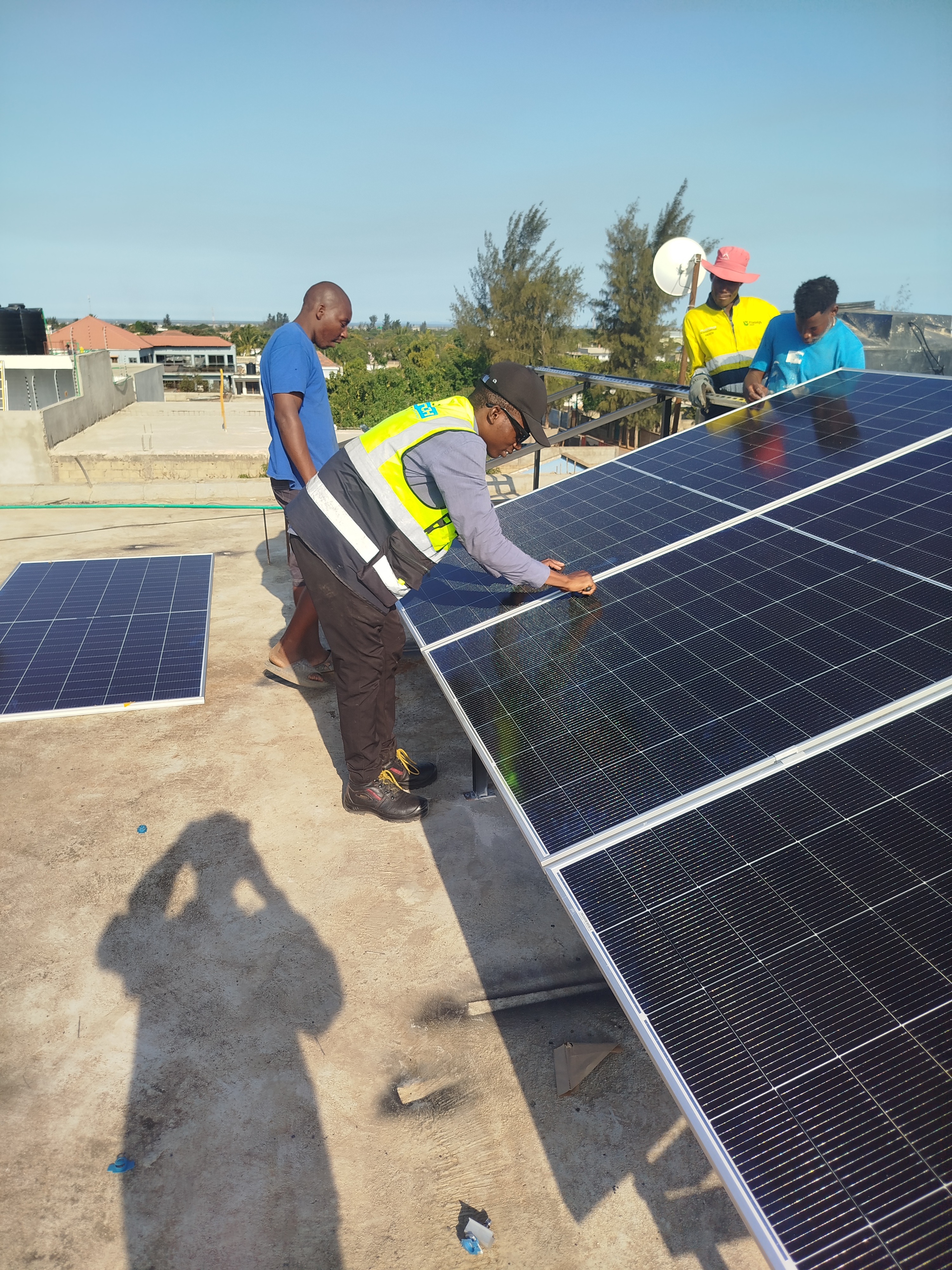 Sistema Solar Fotovoltaico - Energia renovável